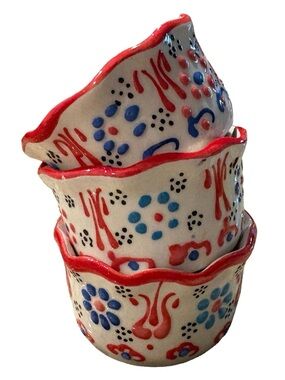 NEW set of 3 handpainted ceramic Turkish pinch pots with wavy edges
